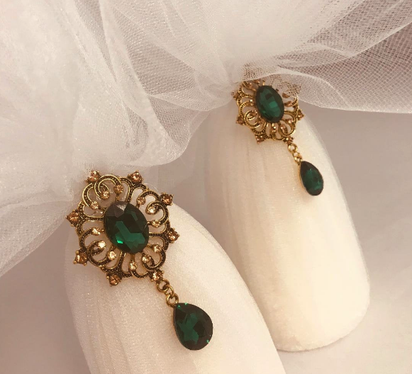 Persian Wedding Traditions and Venues Persian Sugar Cones