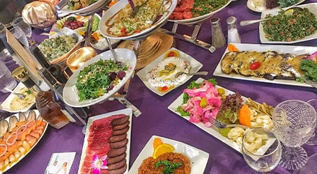 Dining Metropol Banquet Hall - Dining Options - Family Style
