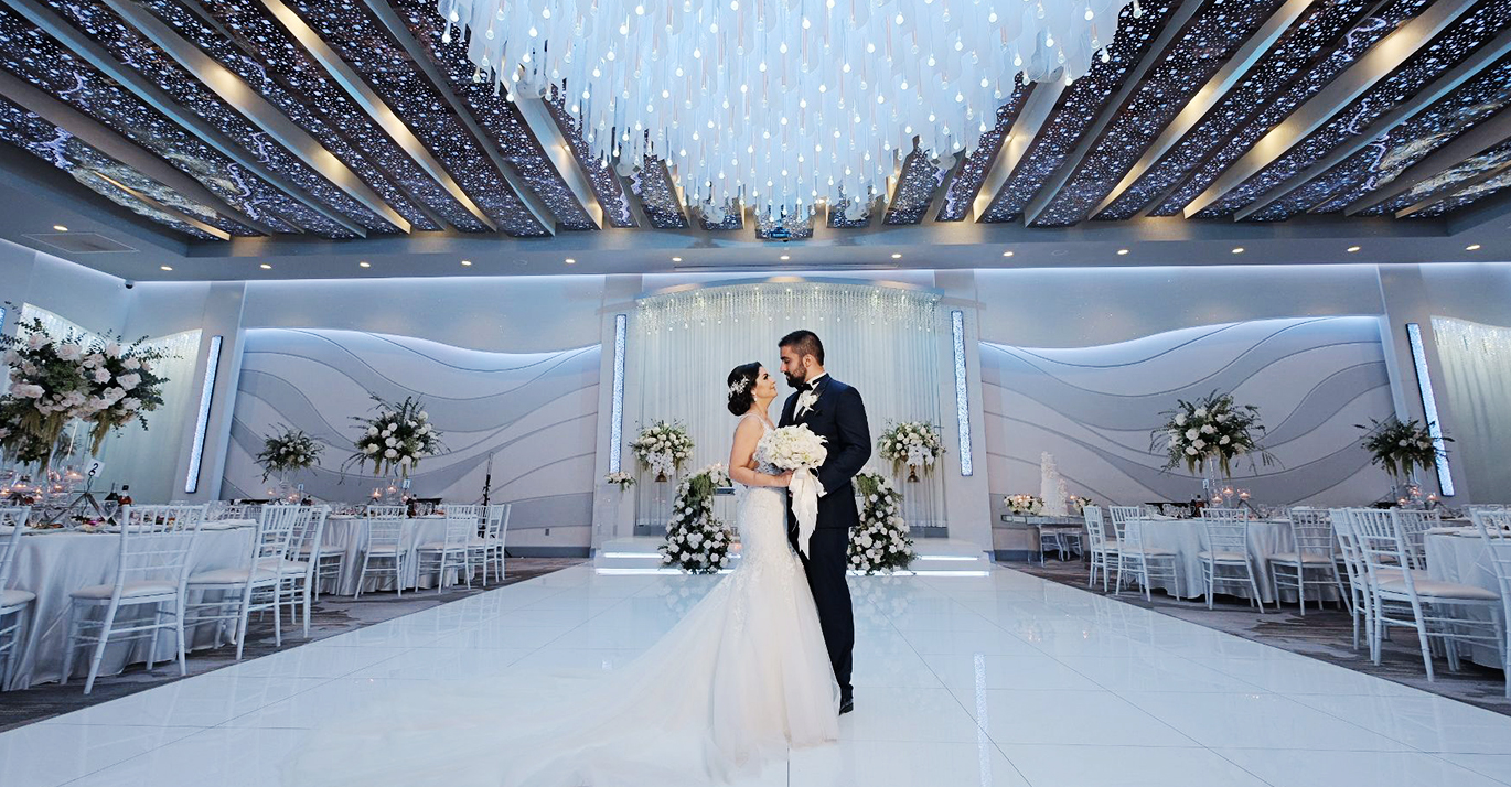 Bride &Amp; Groom At Modern Ballroom