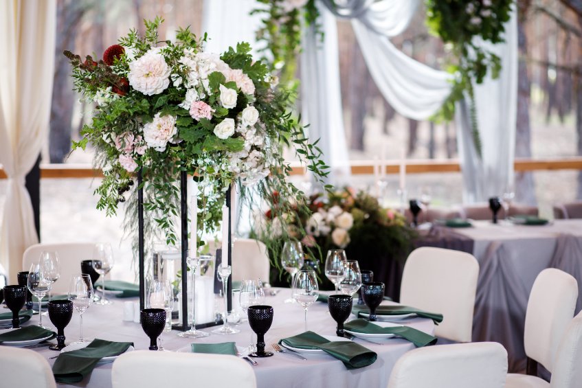 10 Creative Wedding Theme Ideas To Dazzle Your Guests modern wedding theme