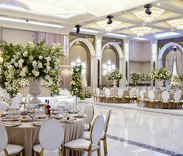 Renaissance Banquet Hall - Grand Ballroom Amenities